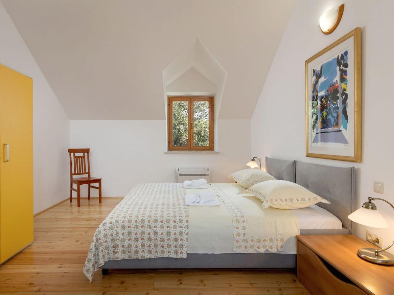 Villa Dubrava Tranquil Retreat Nestled In An Olive Grove For Serene Escapes Pucisca Exterior foto